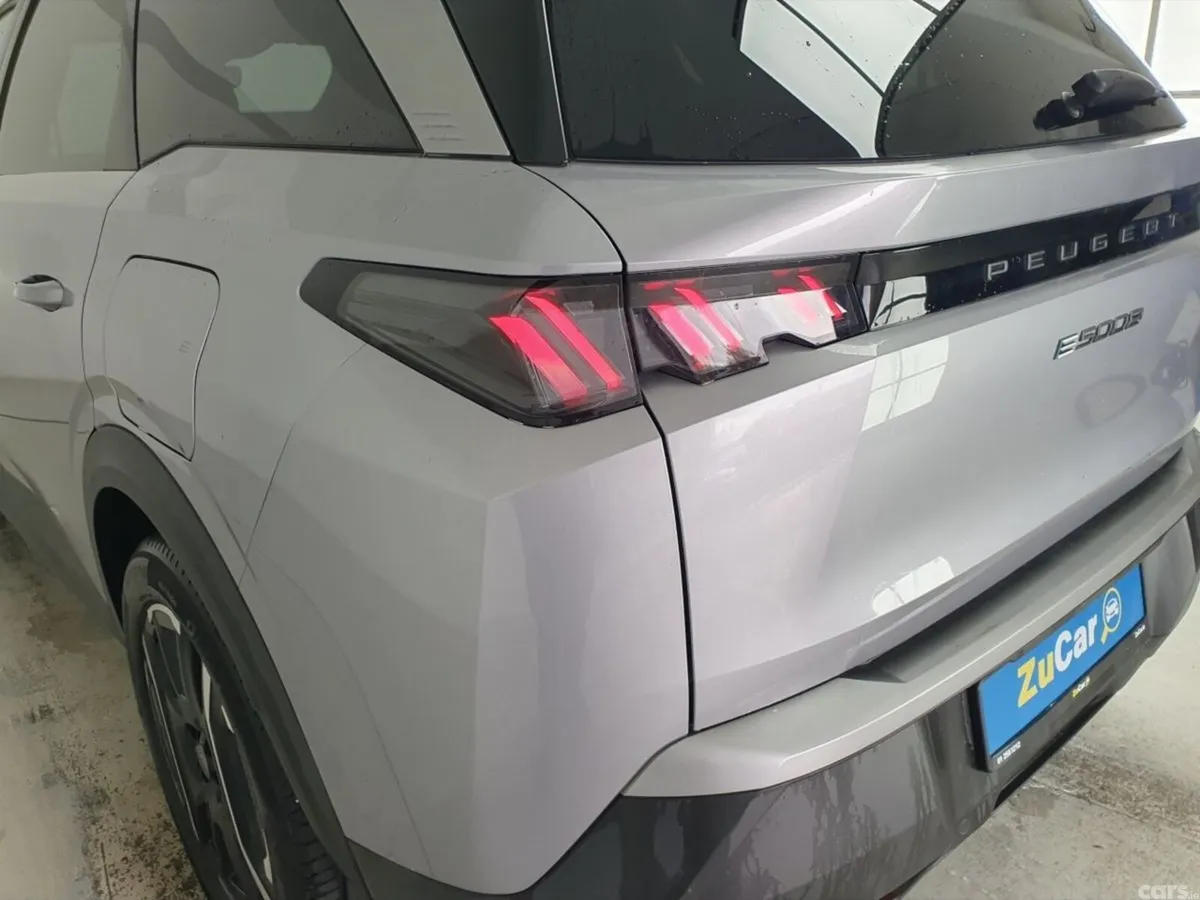 Peugeot 5008 SUV, Electric, 2025, Grey