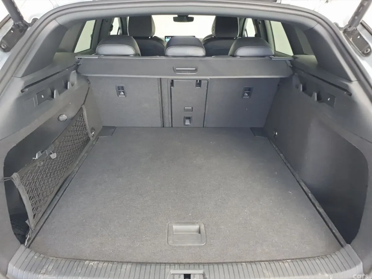 Volkswagen ID.7 Estate, Electric, 2024, Silver