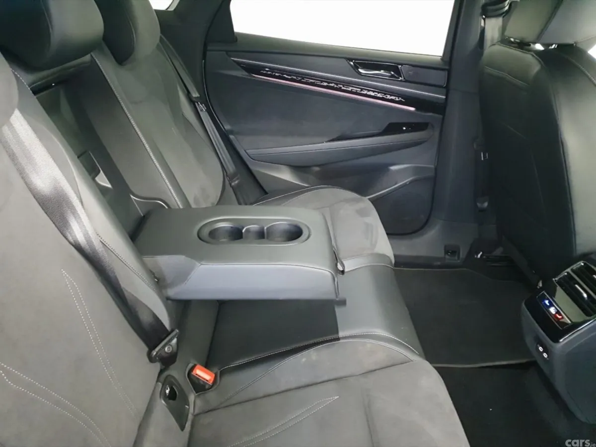 Volkswagen ID.7 Estate, Electric, 2024, Silver