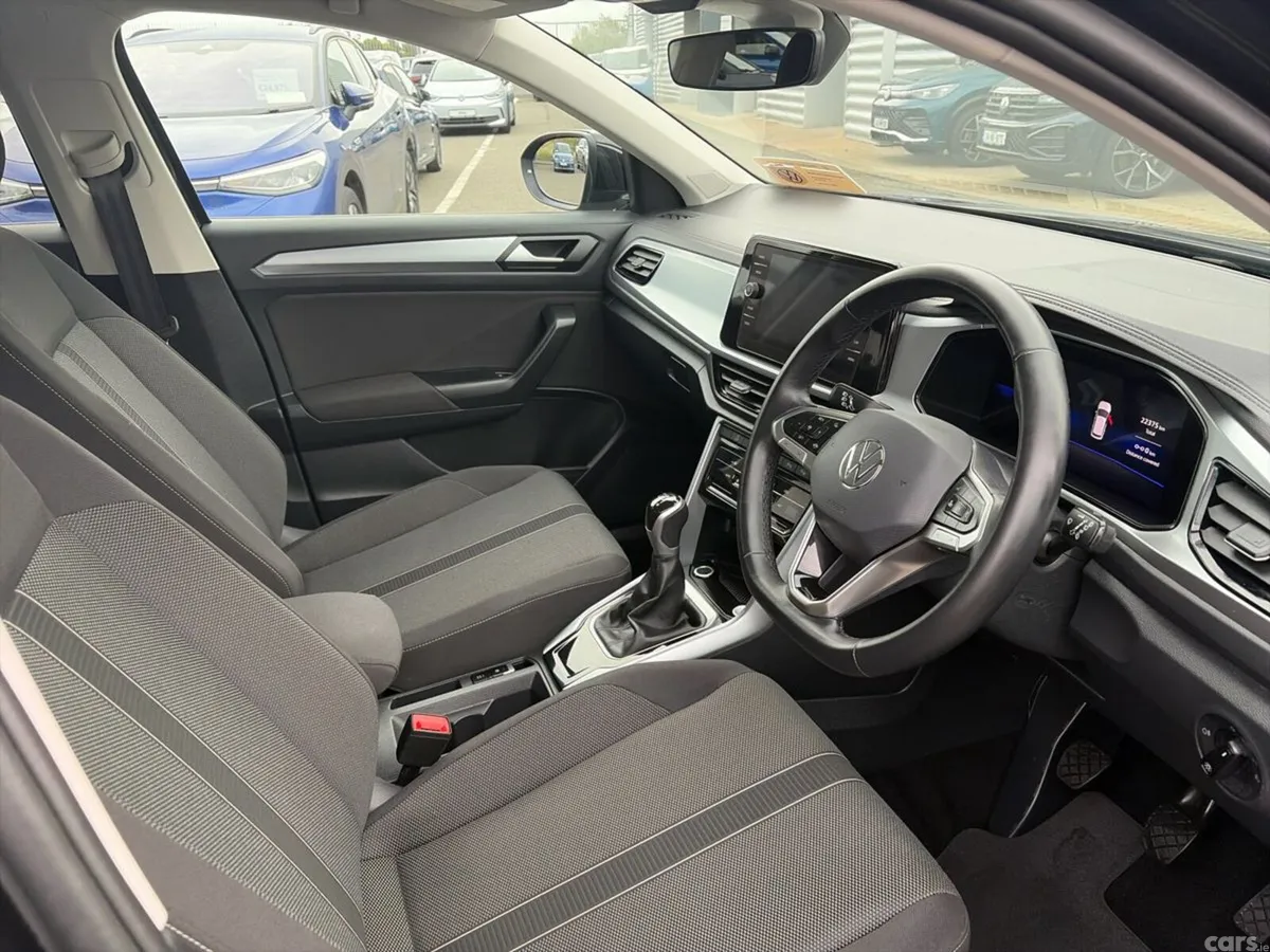 Volkswagen T-Roc SUV, Petrol, 2026, Black
