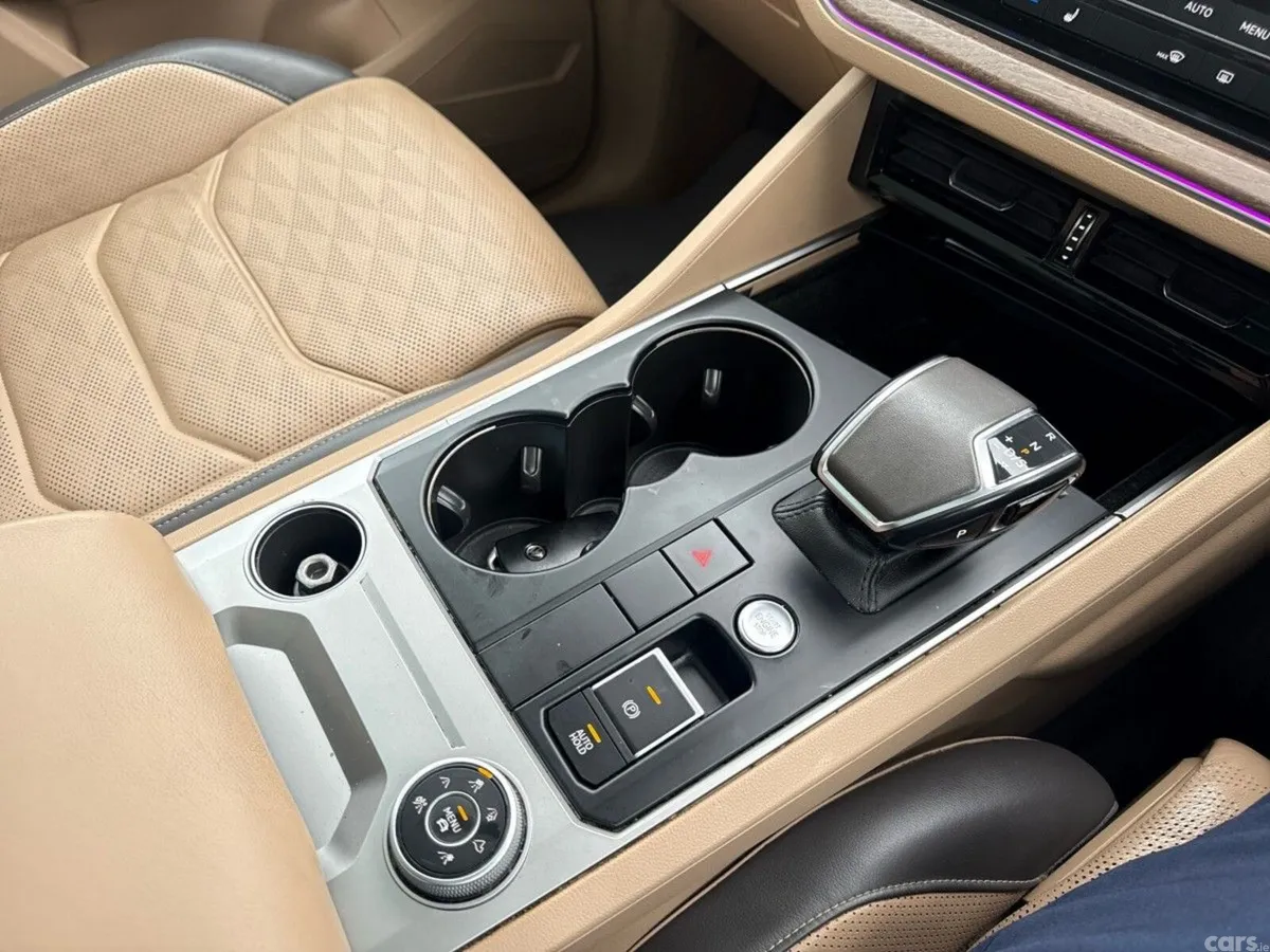Volkswagen Touareg SUV, Diesel, 2019, White