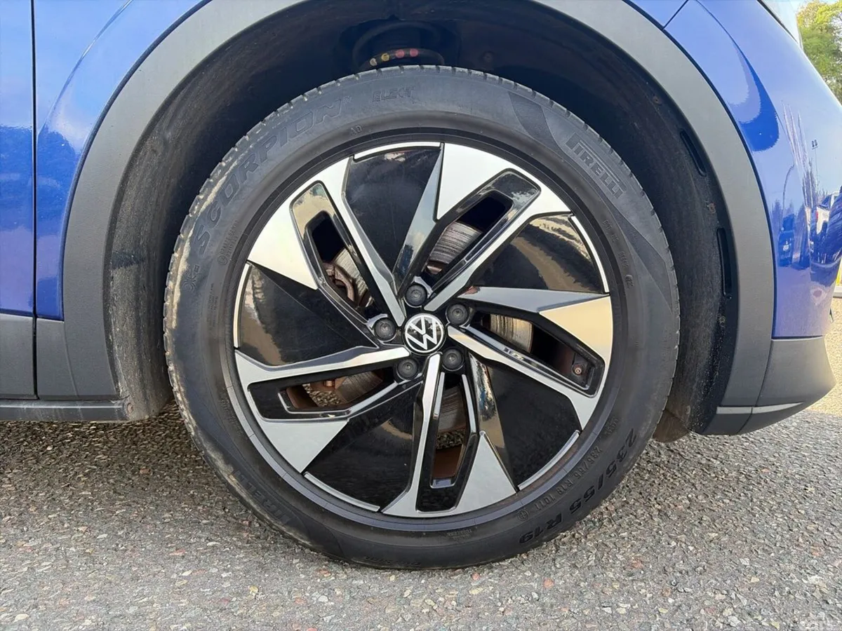 Volkswagen ID.4 SUV, Electric, 2023, Blue