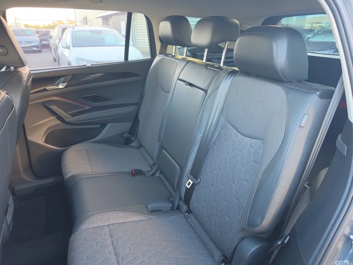 Volkswagen Tayron SUV, Diesel, 2026, Grey
