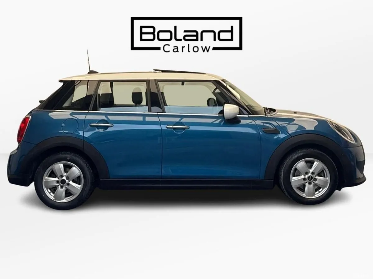 Mini Cooper Hatchback, Petrol, 2022, Blue