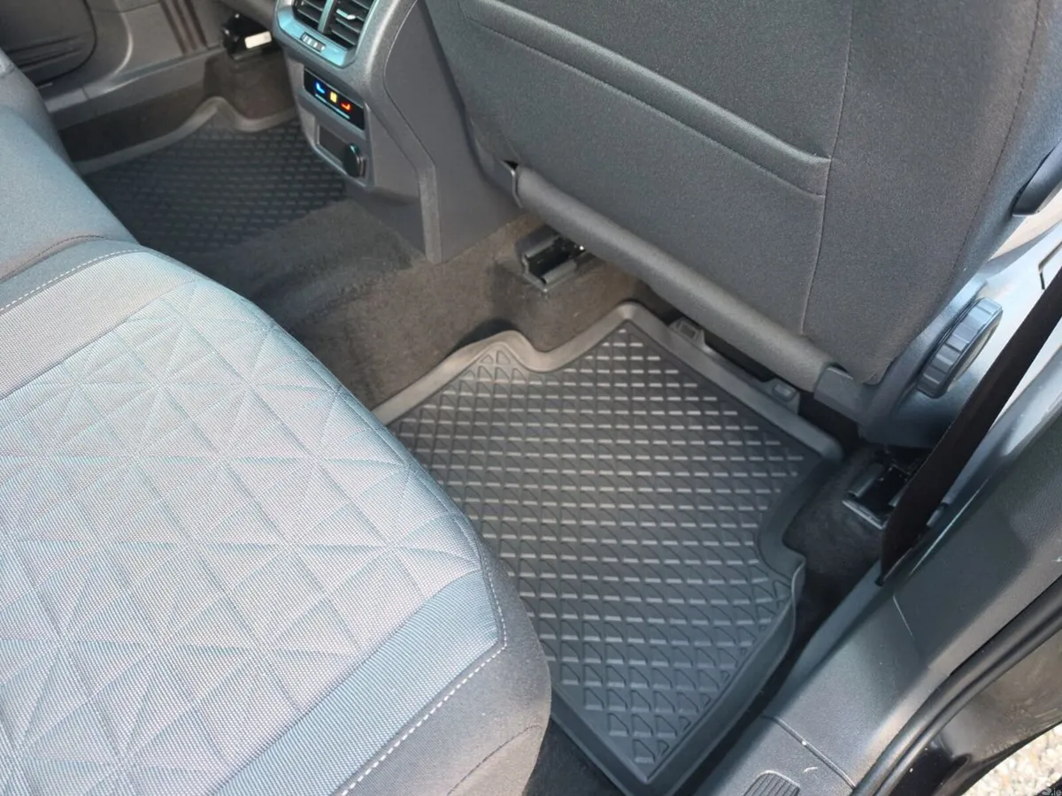 Volkswagen Tiguan SUV, Diesel, 2023, Black