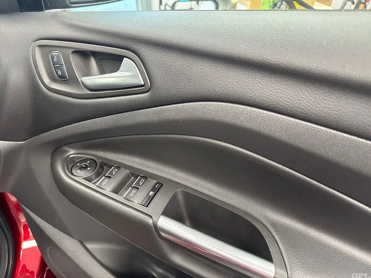 Ford Kuga SUV, Diesel, 2018, Red