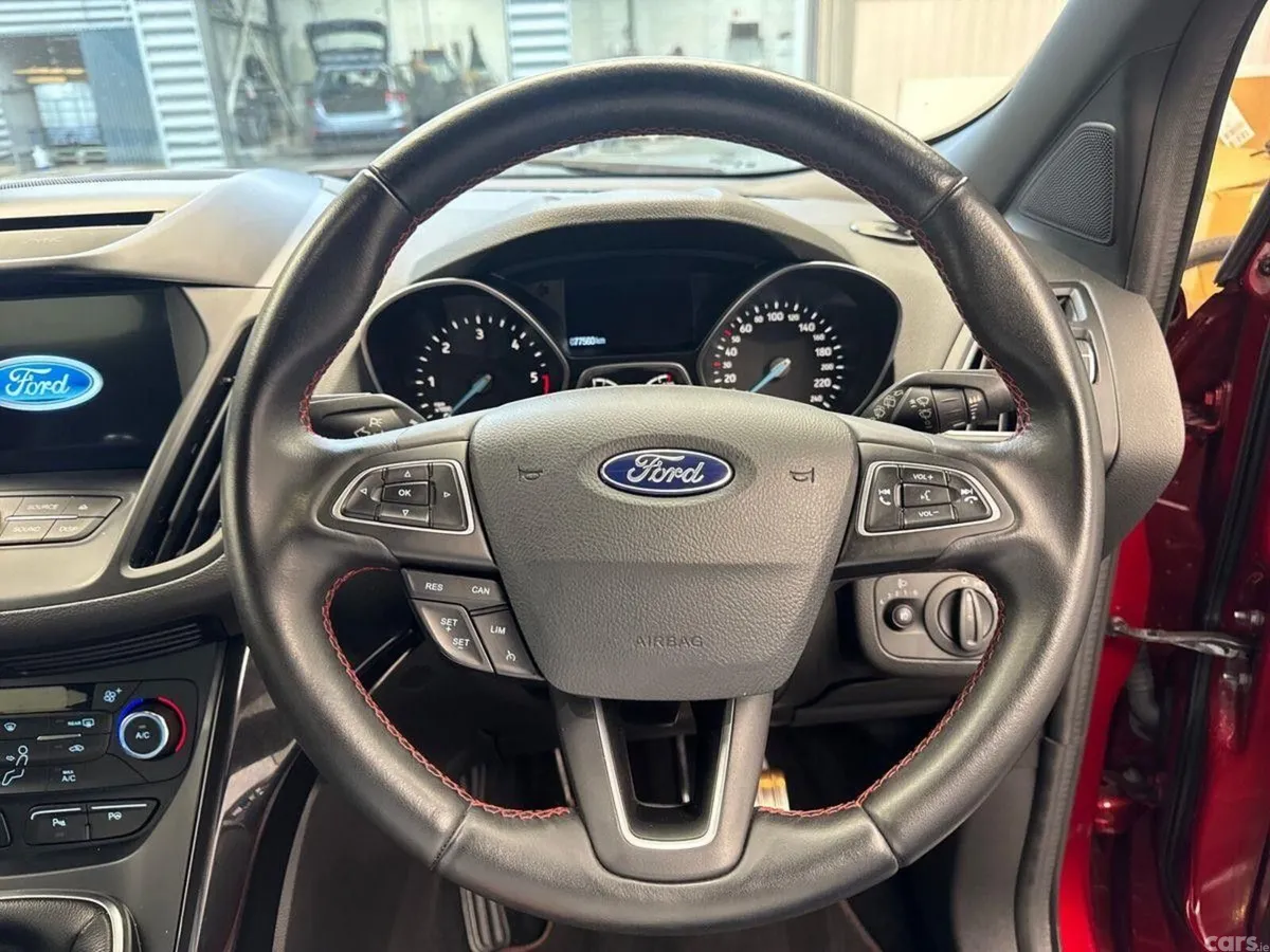 Ford Kuga SUV, Diesel, 2018, Red