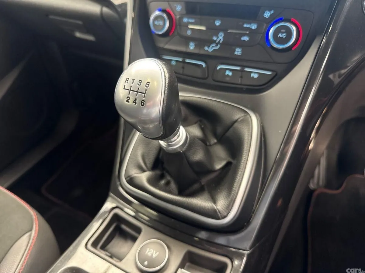 Ford Kuga SUV, Diesel, 2018, Red