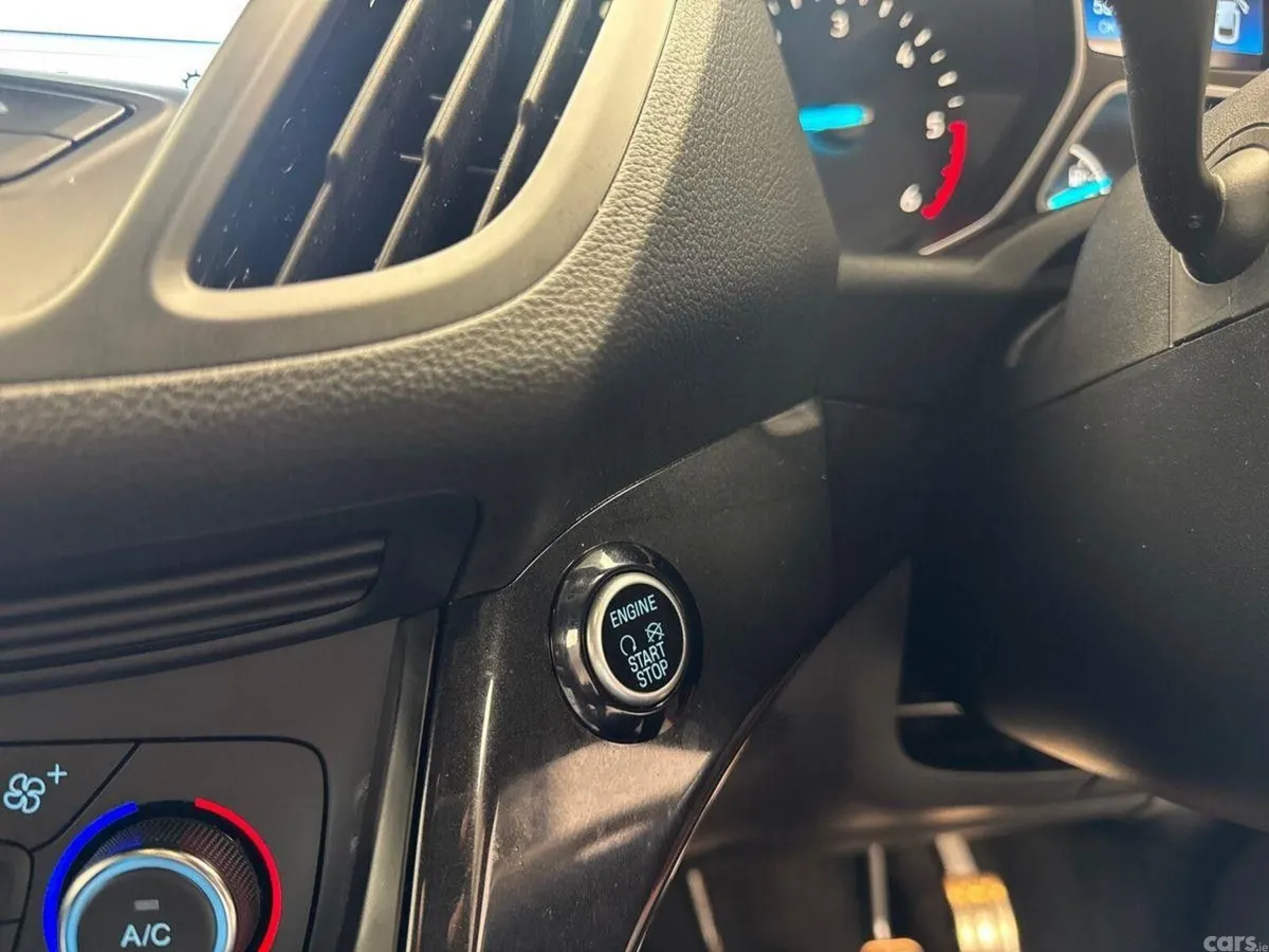 Ford Kuga SUV, Diesel, 2018, Red