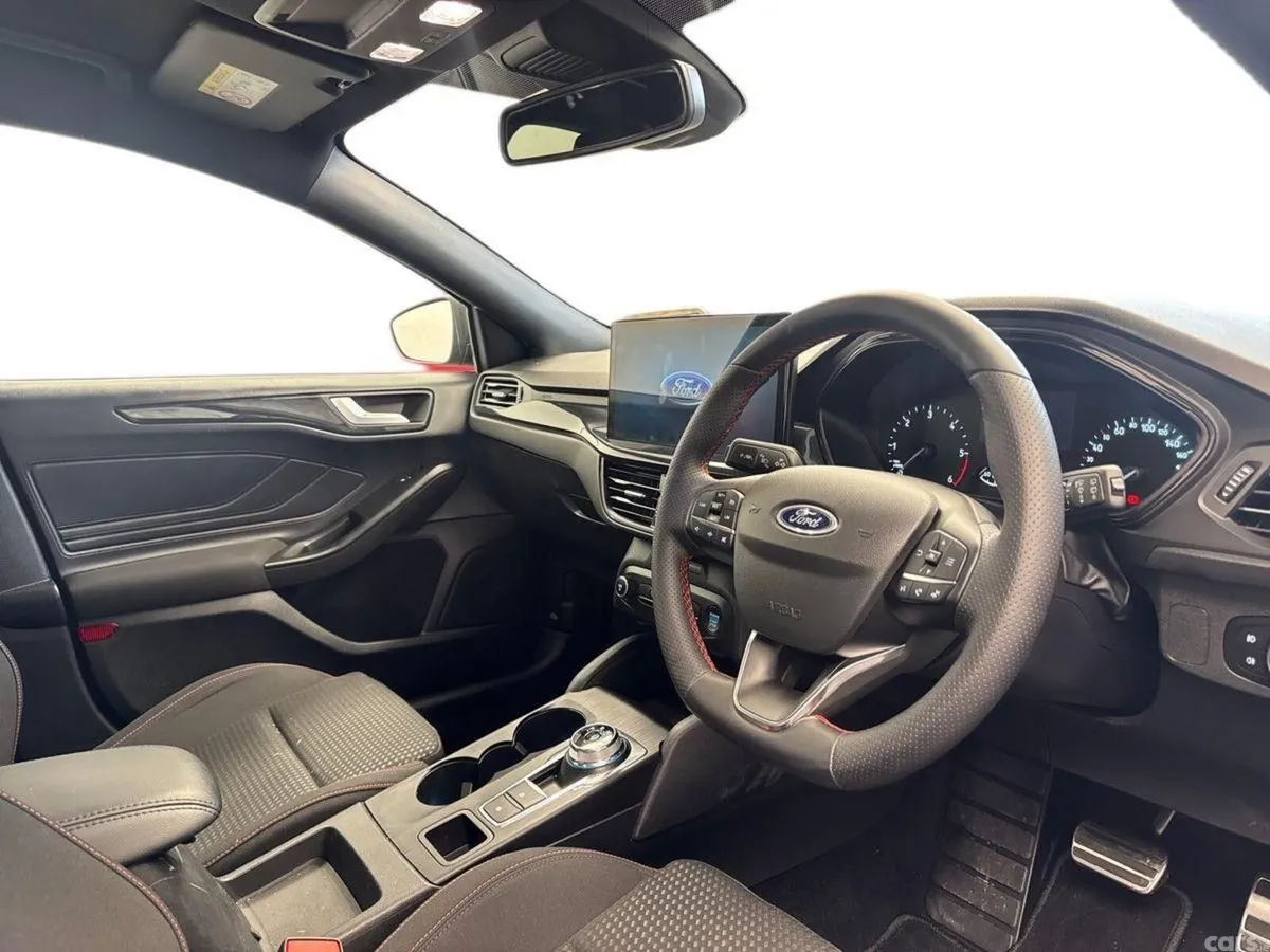 Ford Focus Hatchback, Diesel, 2025, Grey