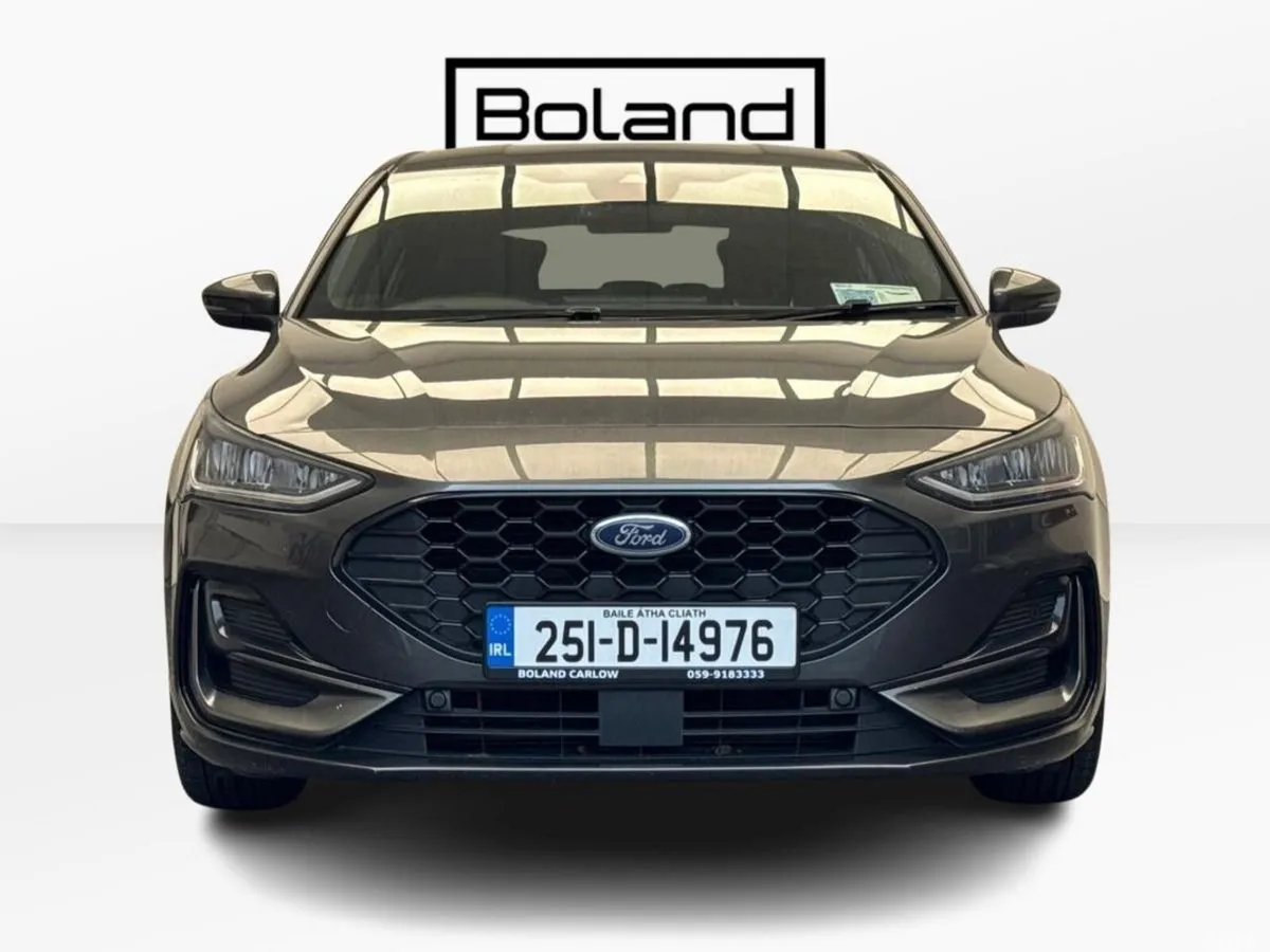 Ford Focus Hatchback, Diesel, 2025, Grey