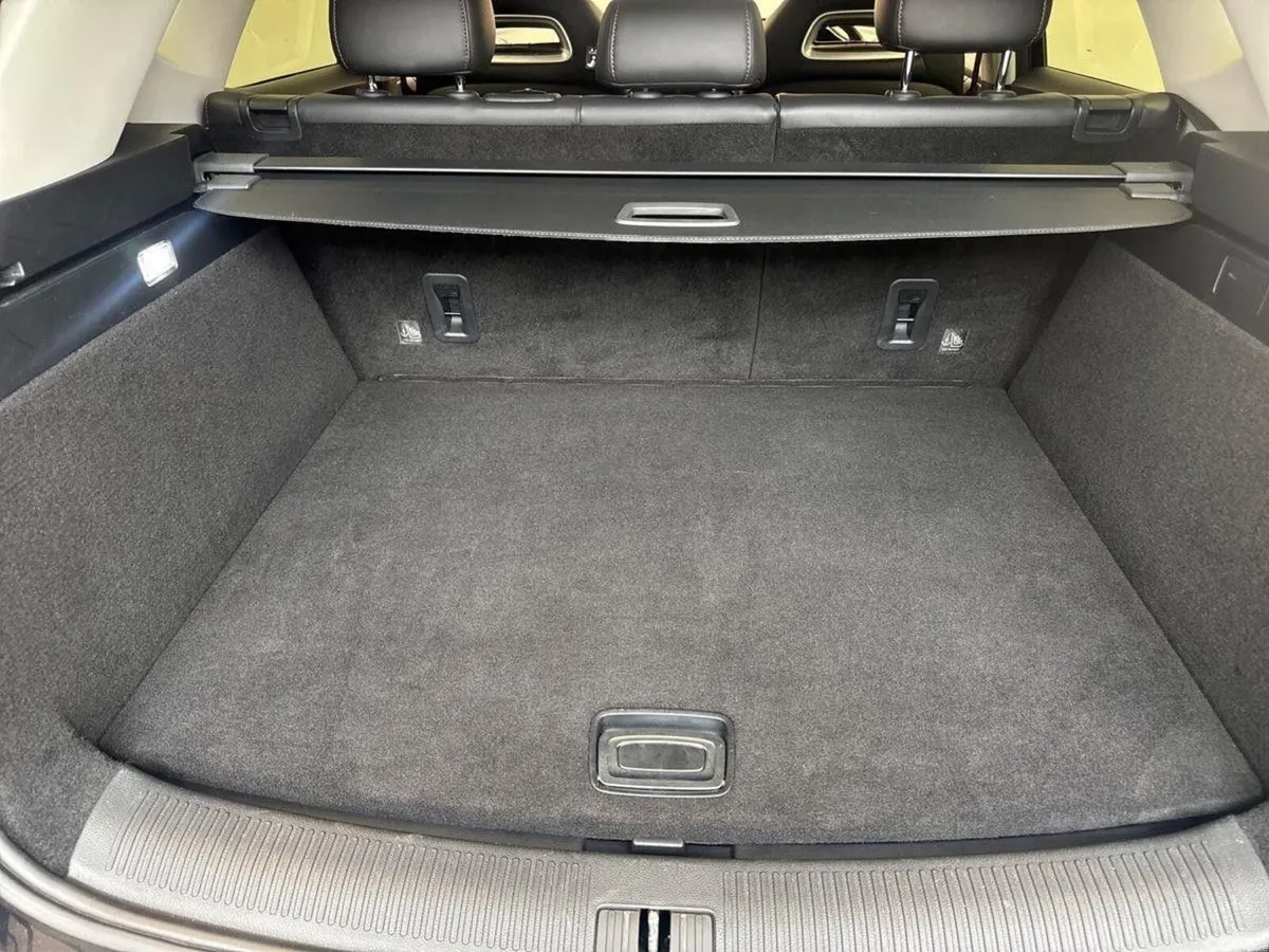 MG HS Hatchback, Petrol Plug-in Hybrid, 2023, Black