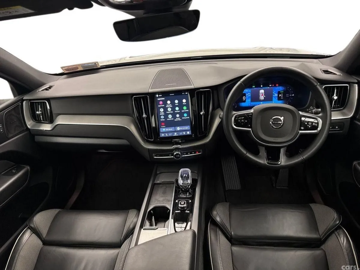Volvo XC60 SUV, Petrol Plug-in Hybrid, 2024, Grey