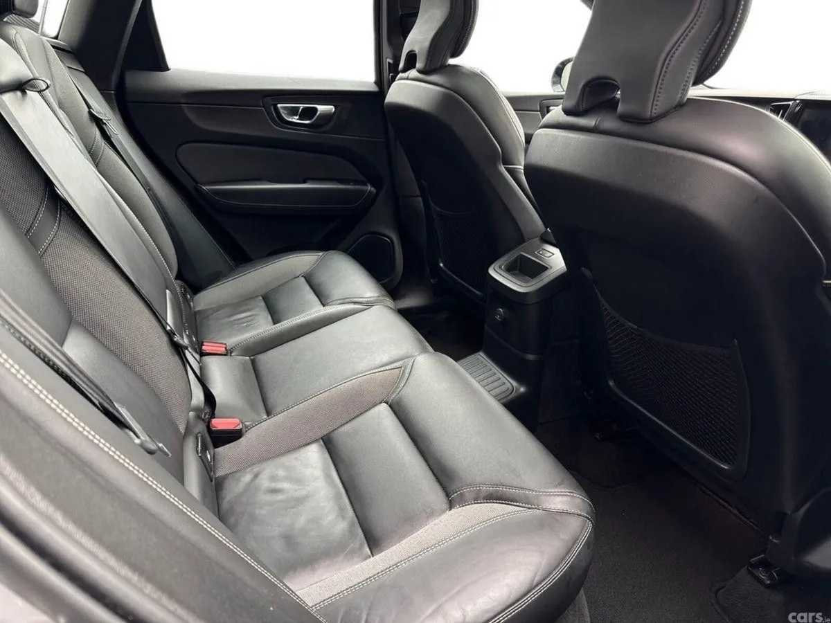Volvo XC60 SUV, Petrol Plug-in Hybrid, 2024, Grey