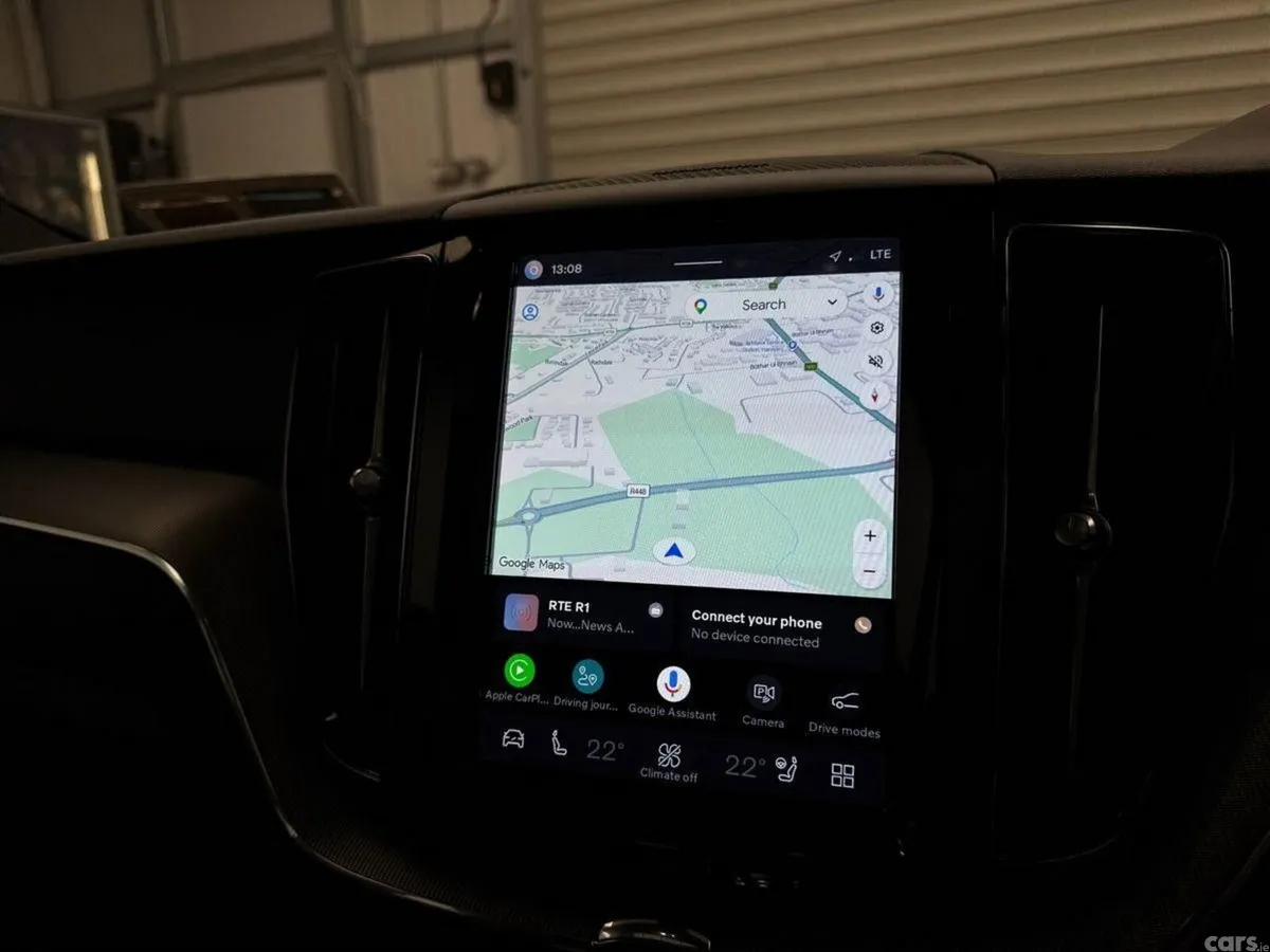 Volvo XC60 SUV, Petrol Plug-in Hybrid, 2024, Grey