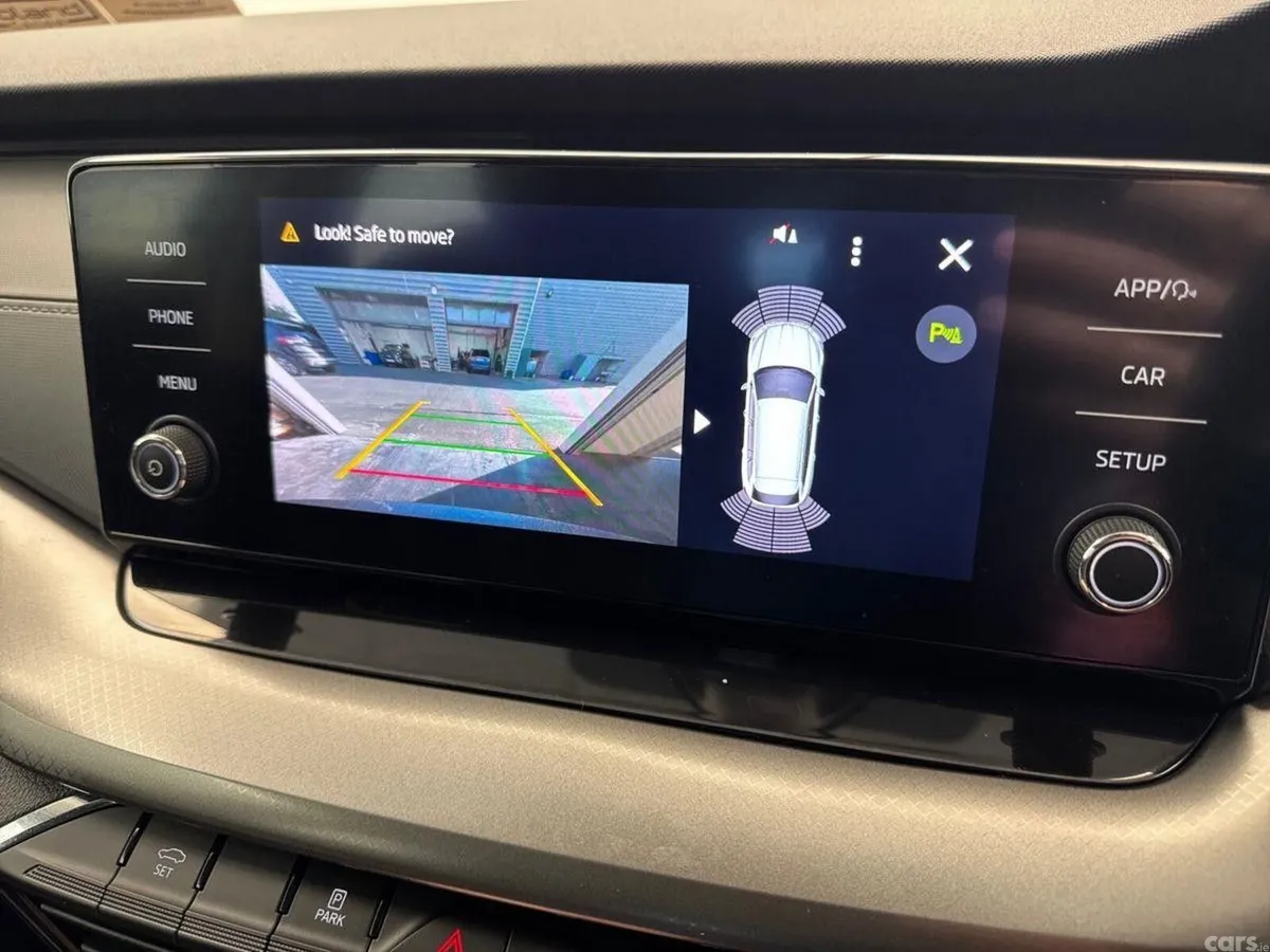 Skoda Octavia Estate, Petrol, 2024, Grey