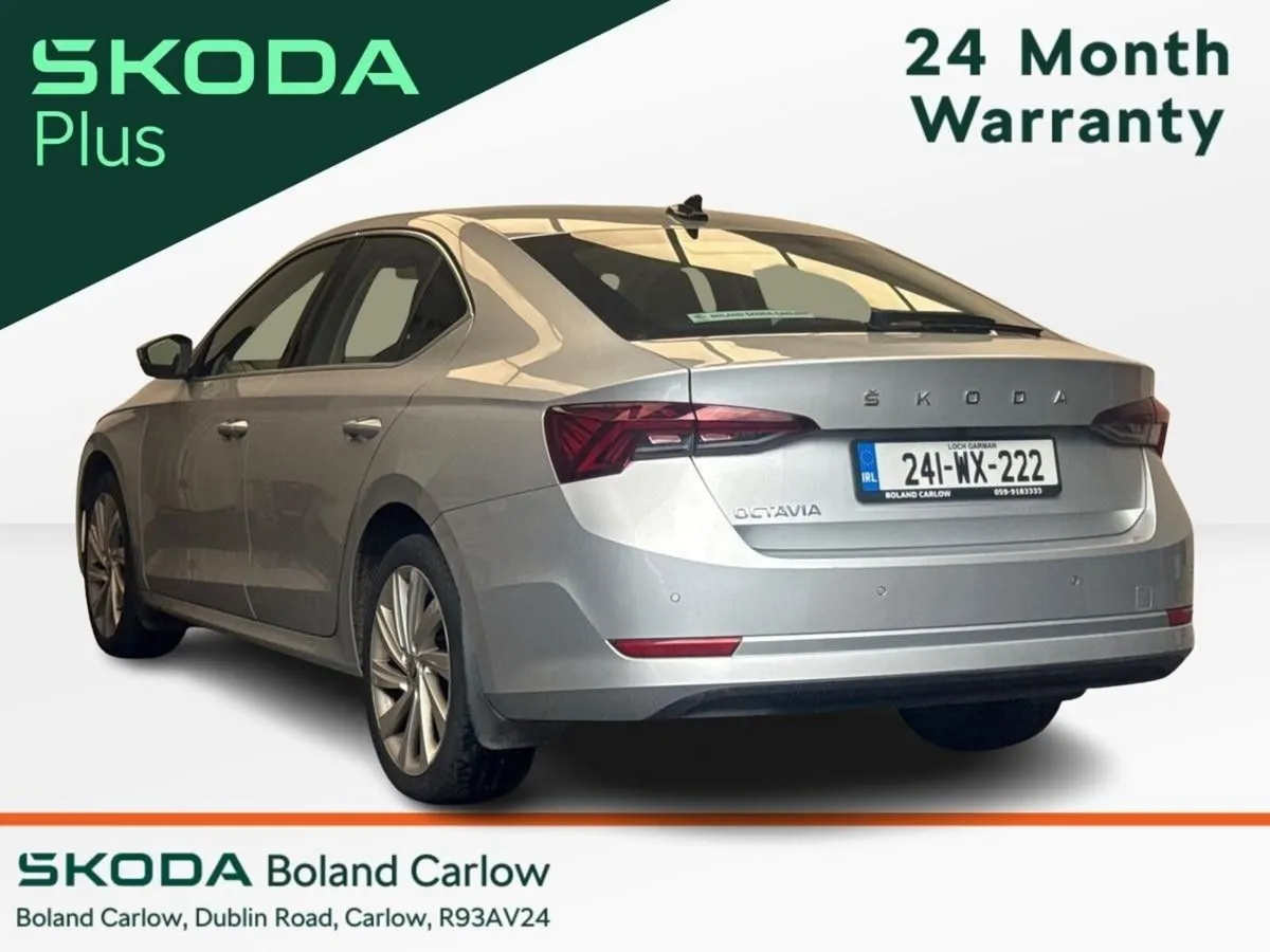Skoda Octavia Saloon, Diesel, 2024, Grey