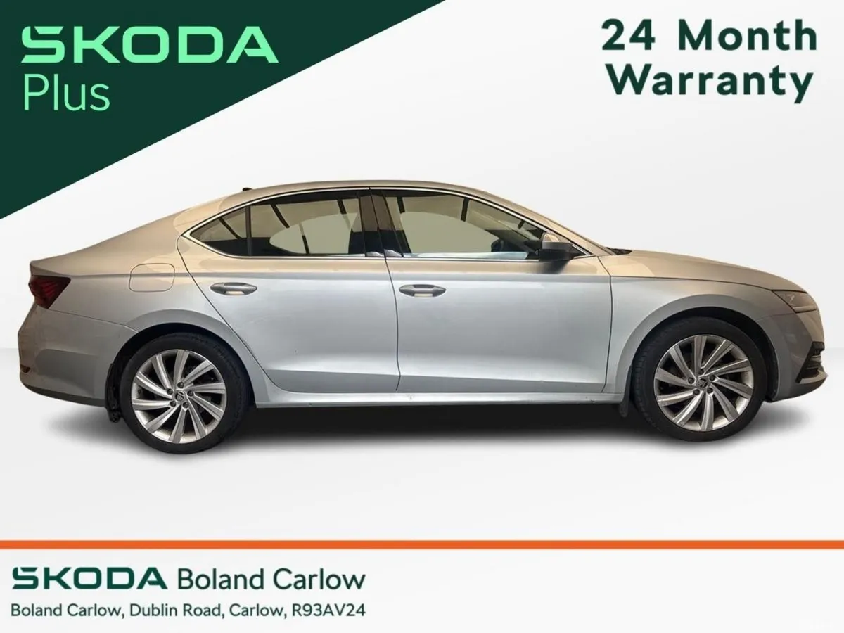 Skoda Octavia Saloon, Diesel, 2024, Grey