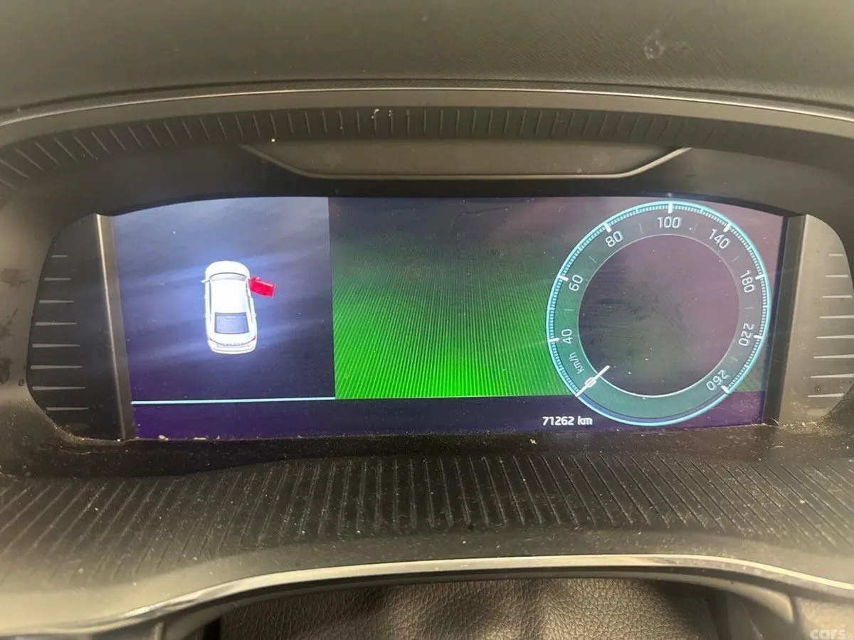 Skoda Octavia Saloon, Diesel, 2024, Grey