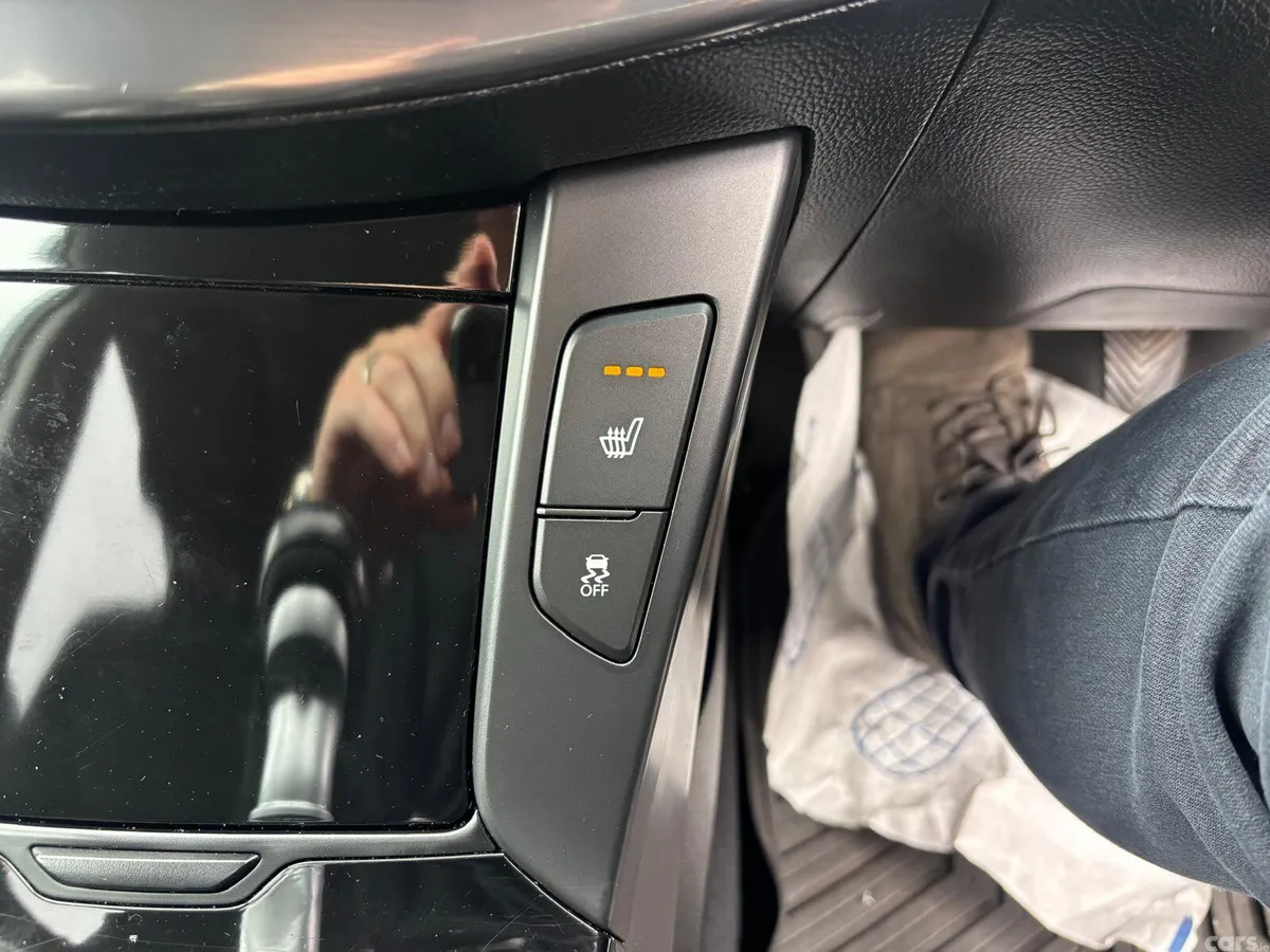 Hyundai i40 Saloon, Diesel, 2017, Silver