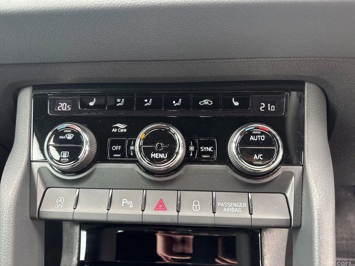Skoda Karoq Estate, Diesel, 2025, White