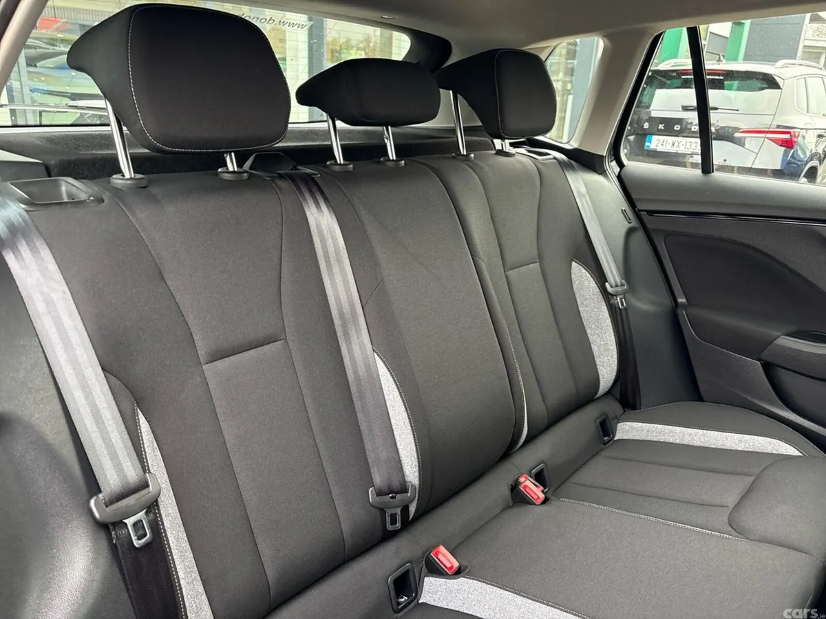 Skoda Kamiq Hatchback, Petrol, 2026, Black
