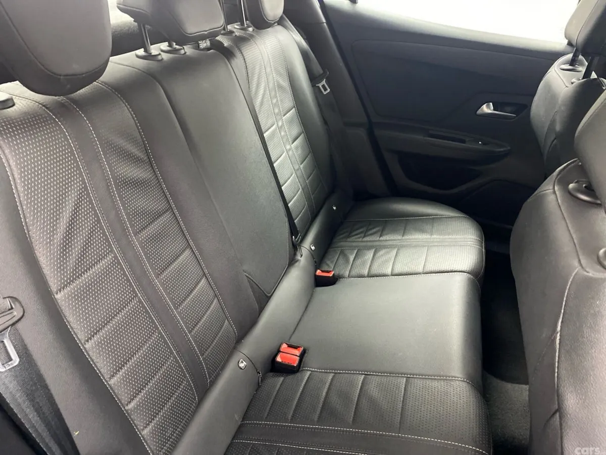 Opel Mokka SUV, Petrol, 2023, Blue