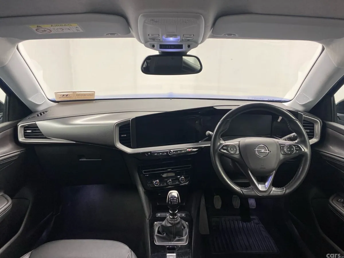 Opel Mokka SUV, Petrol, 2023, Blue