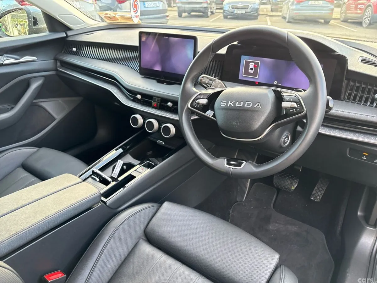 Skoda Superb Saloon, Diesel, 2026, Grey