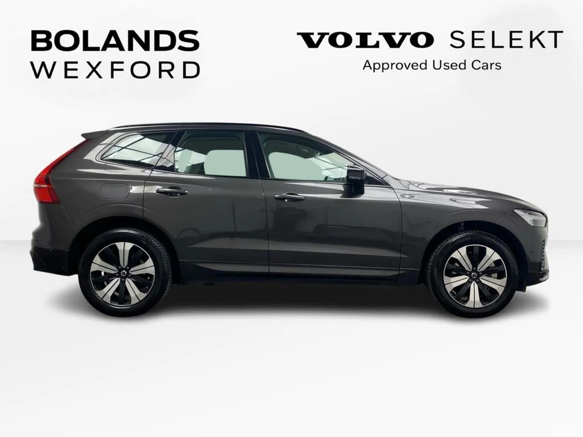 Volvo XC60 SUV, Petrol Plug-in Hybrid, 2024, Grey