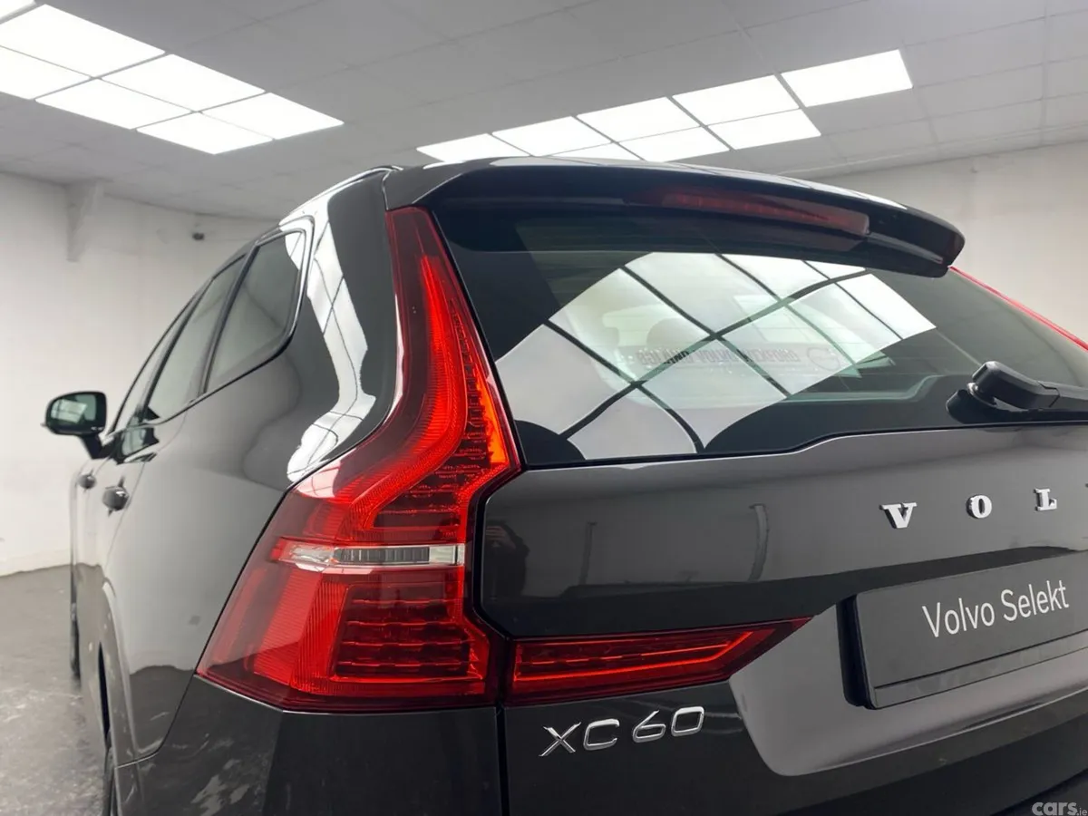 Volvo XC60 SUV, Petrol Plug-in Hybrid, 2024, Grey