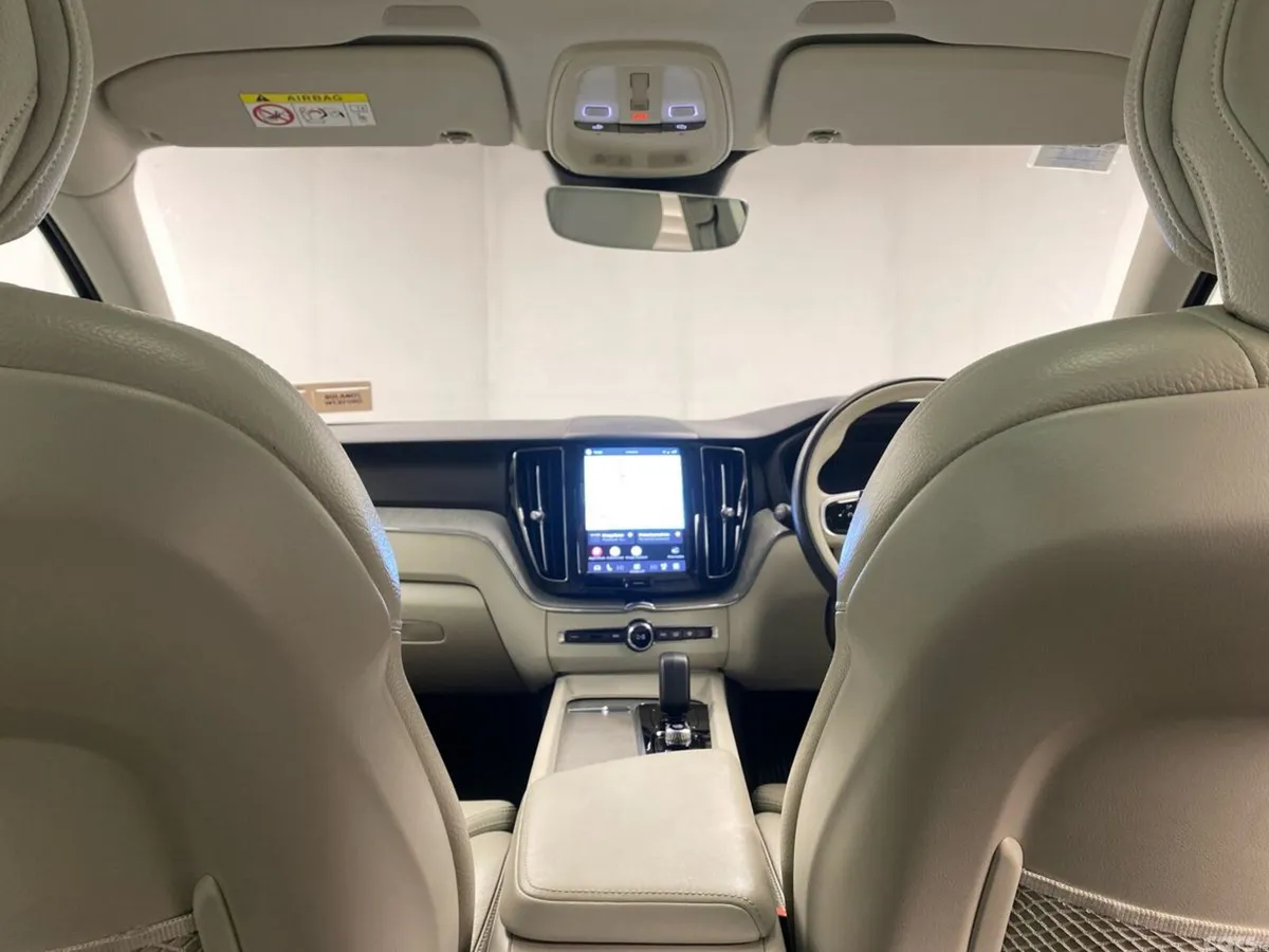Volvo XC60 SUV, Petrol Plug-in Hybrid, 2024, Grey