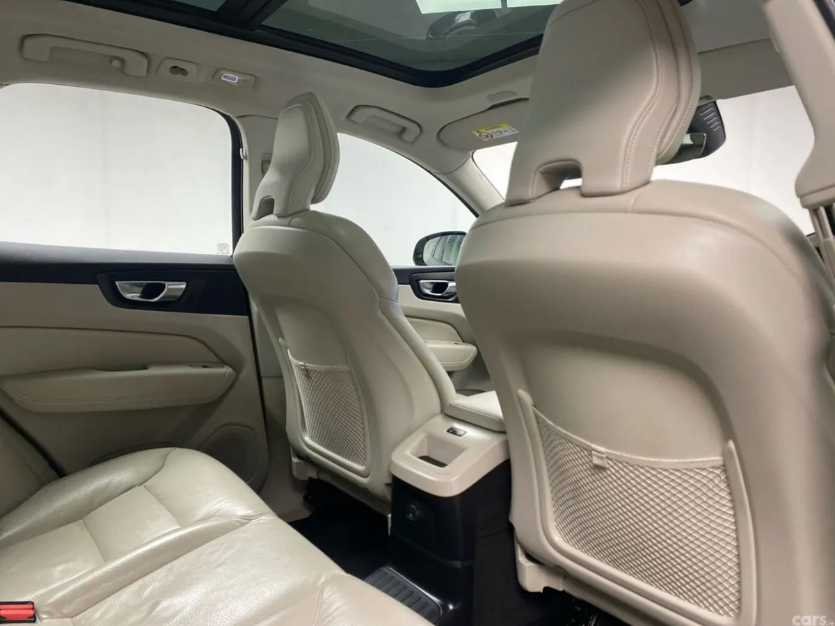 Volvo XC60 SUV, Petrol Plug-in Hybrid, 2024, Grey