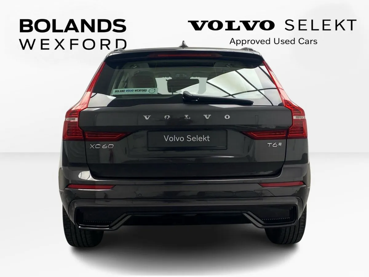 Volvo XC60 SUV, Petrol Plug-in Hybrid, 2024, Grey