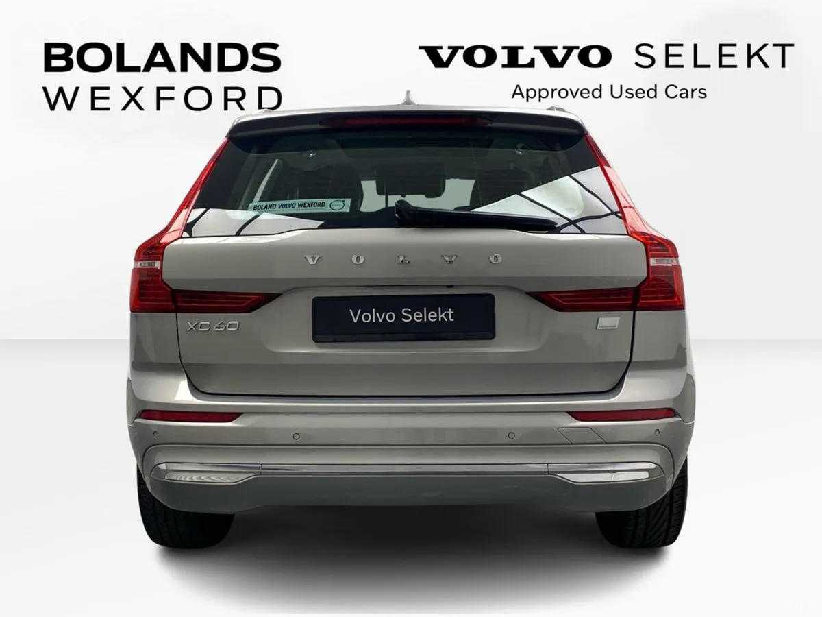 Volvo XC60 SUV, Petrol Plug-in Hybrid, 2023, Grey