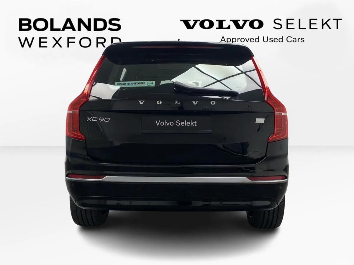 Volvo XC90 SUV, Petrol Plug-in Hybrid, 2024, Black