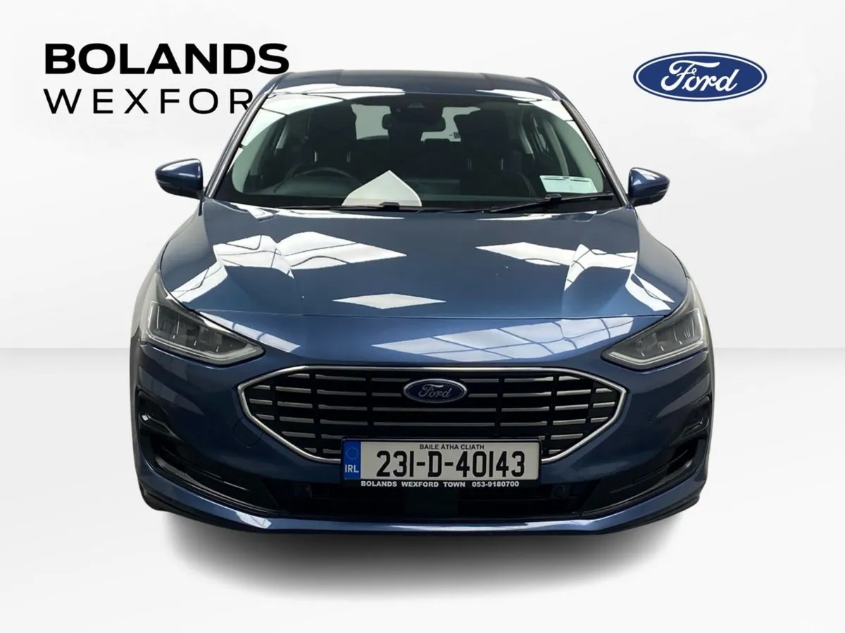 Ford Focus Hatchback, Diesel, 2023, Blue