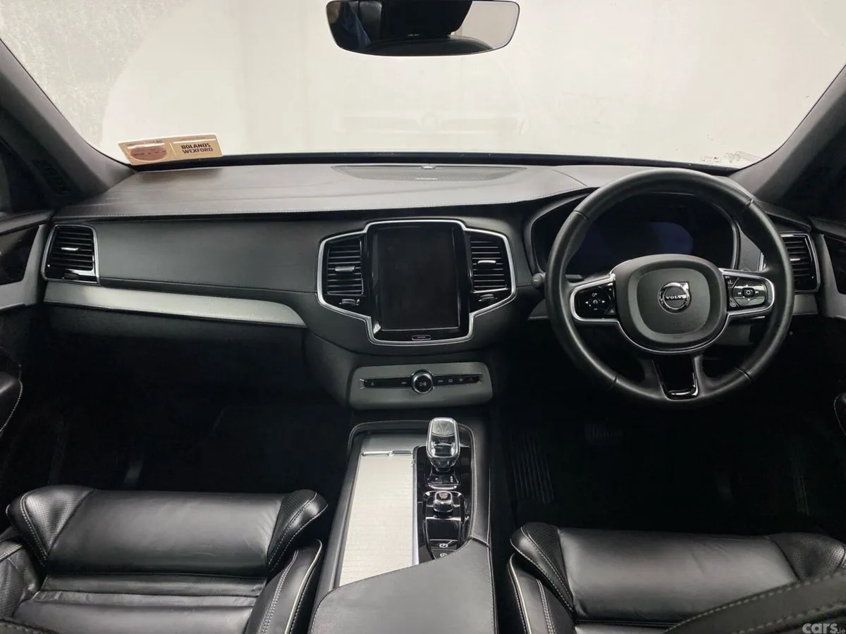 Volvo XC90 SUV, Petrol Plug-in Hybrid, 2024, Black