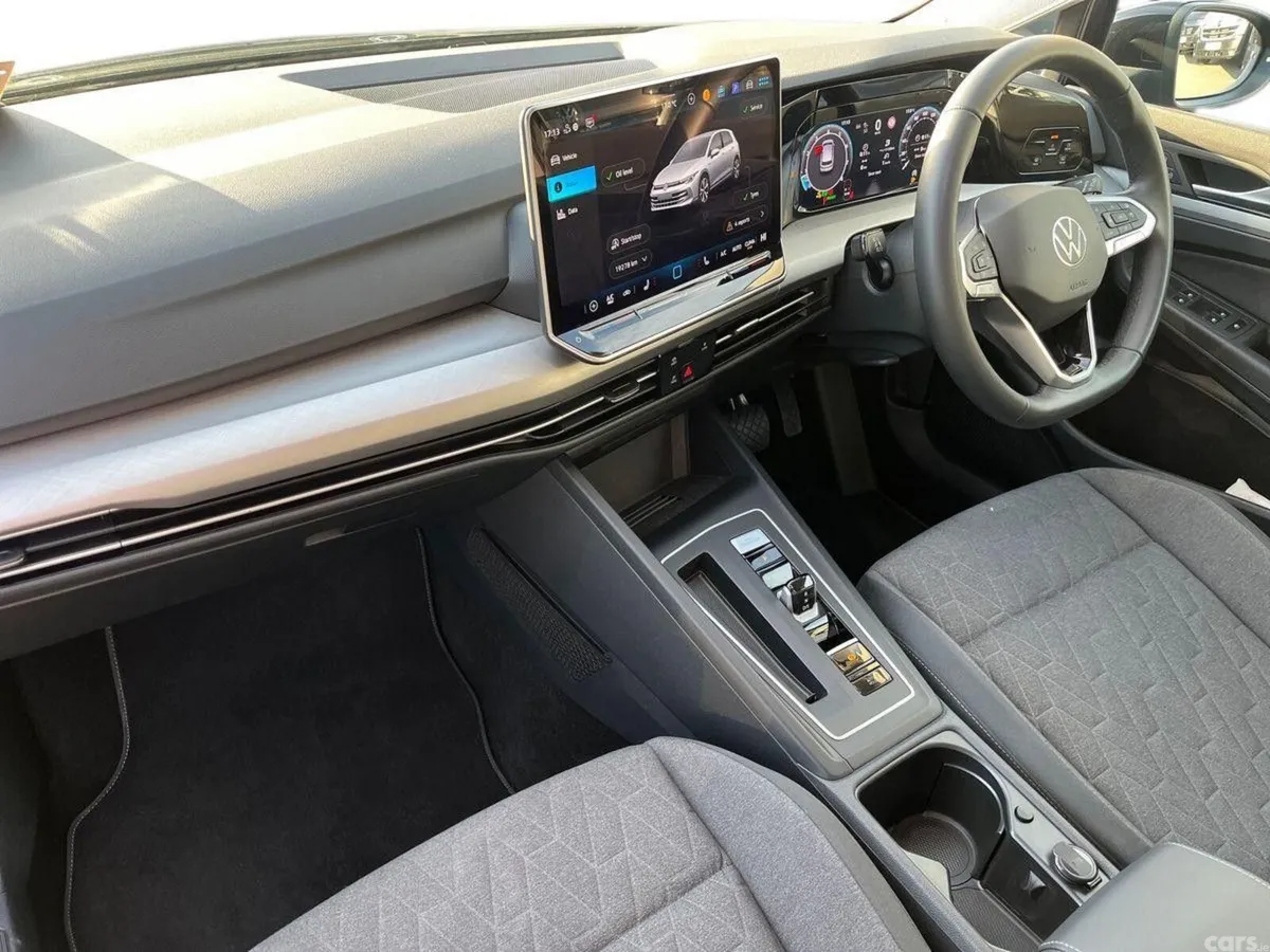 Volkswagen Golf Estate, Petrol, 2026, Black