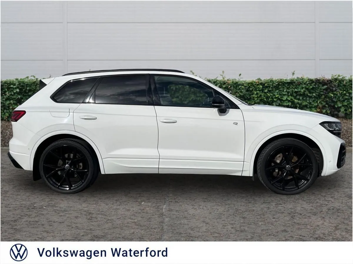Volkswagen Touareg SUV, Diesel, 2024, White