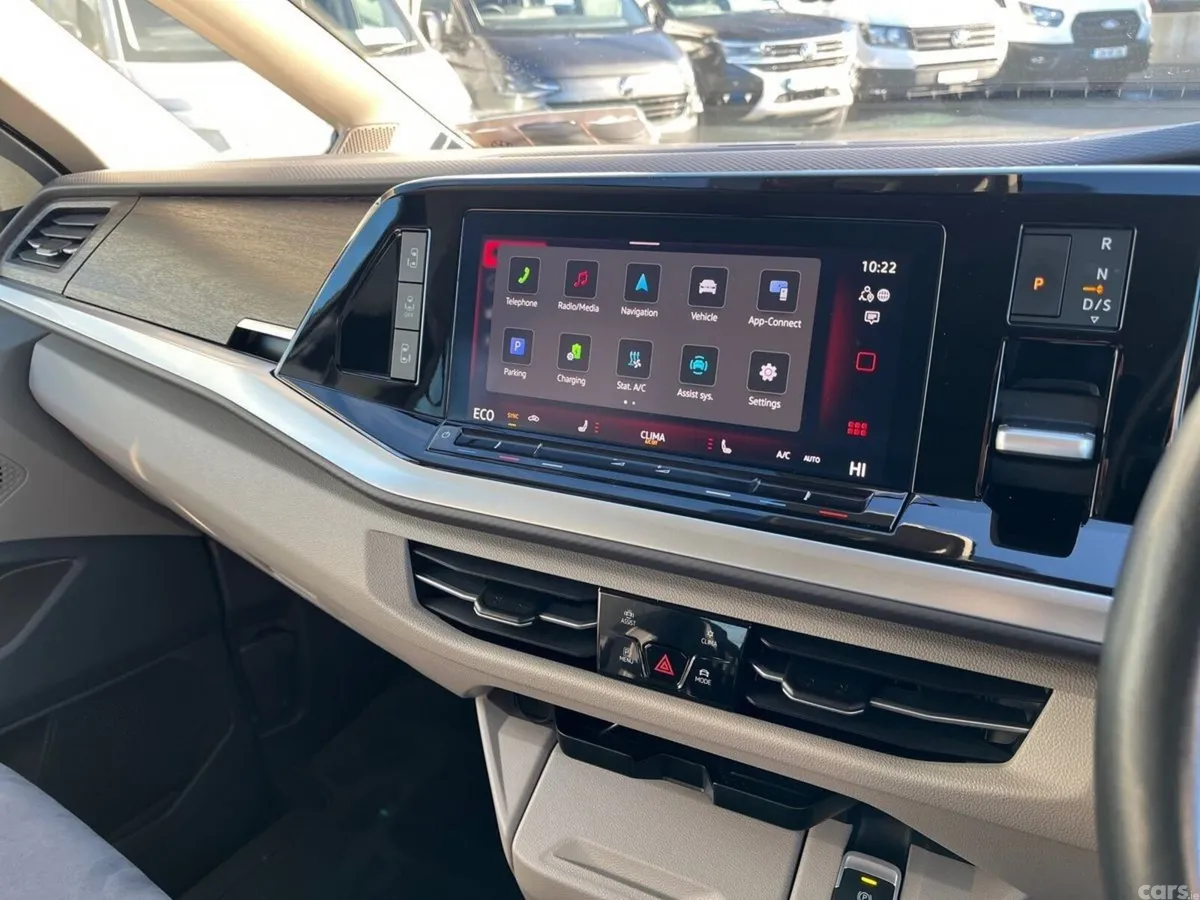Volkswagen Multivan MPV, Petrol Plug-in Hybrid, 2025, Black