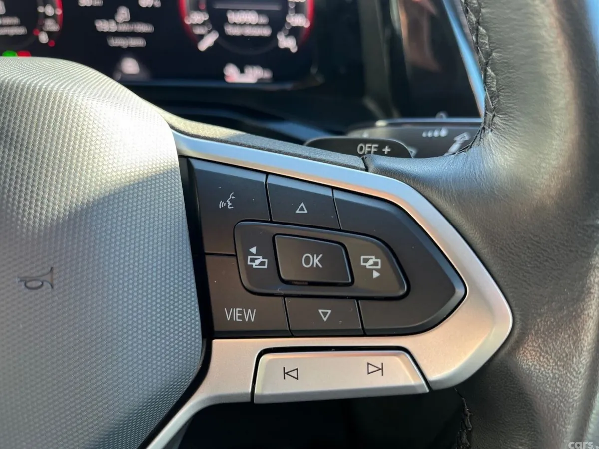 Volkswagen Multivan MPV, Petrol Plug-in Hybrid, 2025, Black