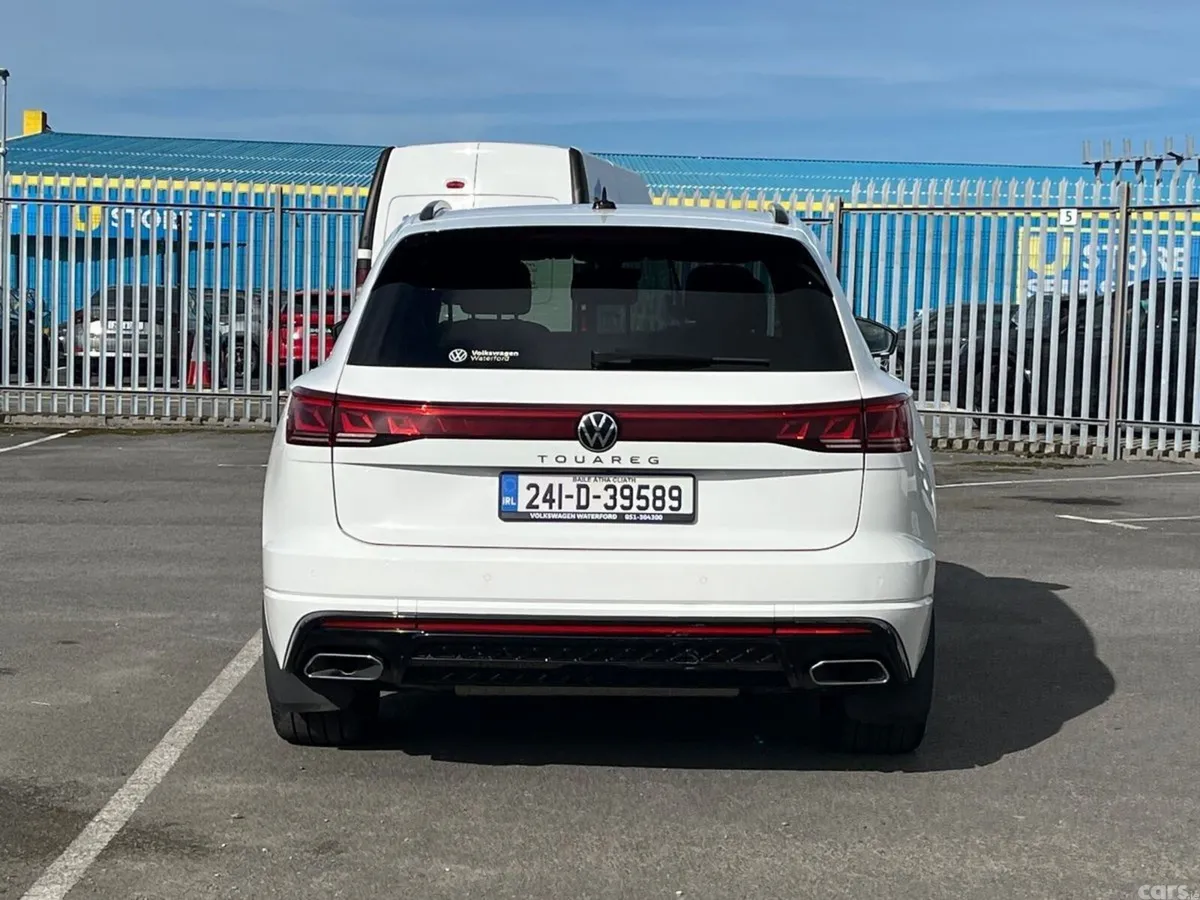 Volkswagen Touareg SUV, Diesel, 2024, White