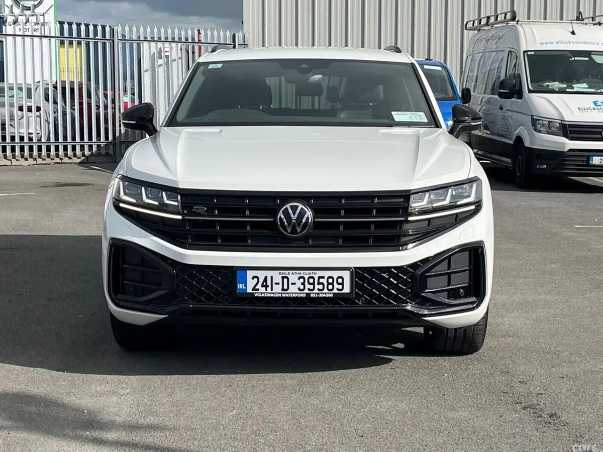 Volkswagen Touareg SUV, Diesel, 2024, White