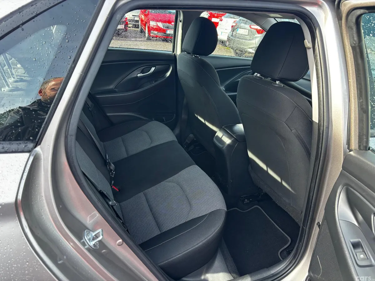 Hyundai i30 Hatchback, Petrol, 2019, White
