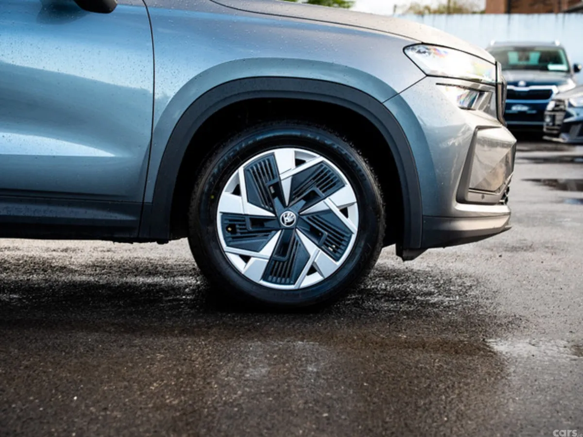 Skoda Kodiaq Estate, Diesel, 2025, Grey
