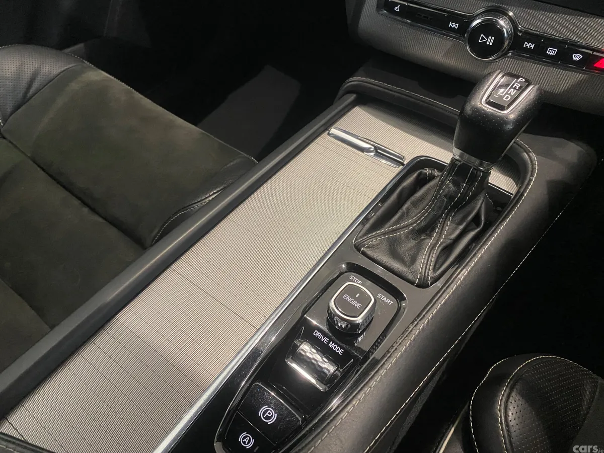 Volvo XC90 SUV, Diesel, 2016, Black