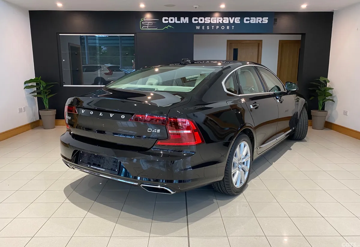 Volvo S90 Saloon, Diesel, 2018, Black