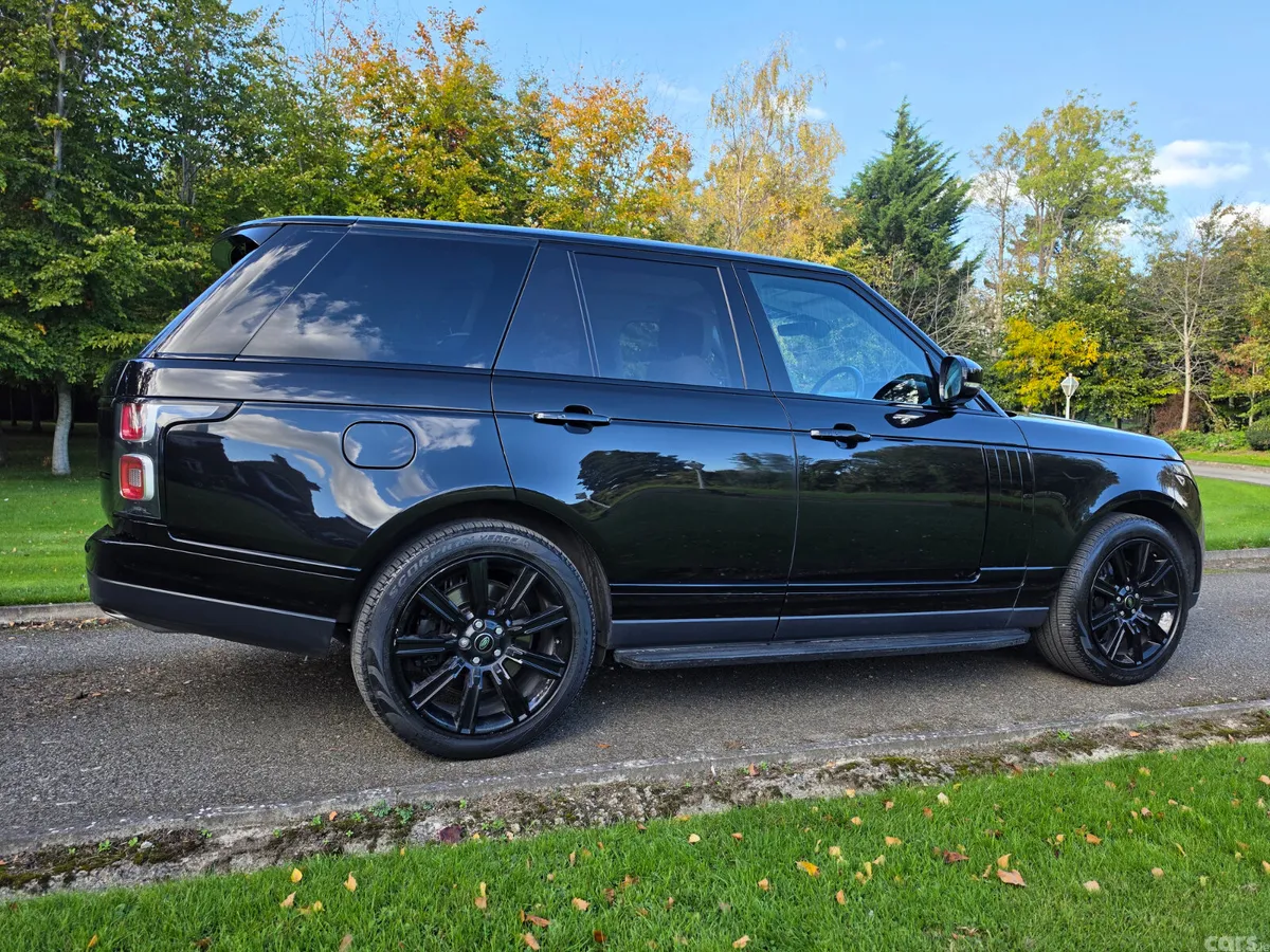 Land Rover Range Rover SUV, Petrol Plug-in Hybrid, 2021, Black