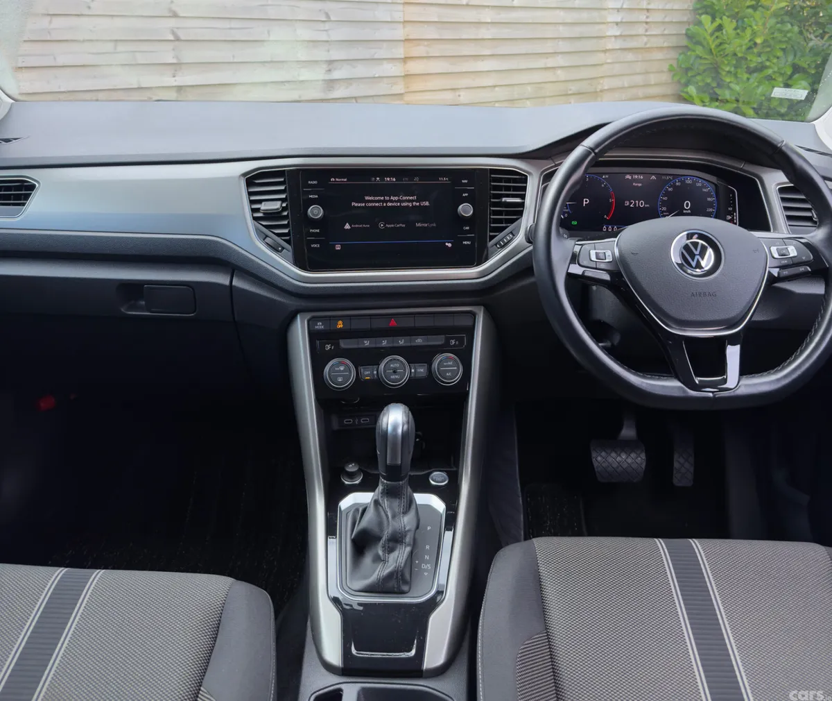 Volkswagen T-Roc SUV, Diesel, 2021, Black
